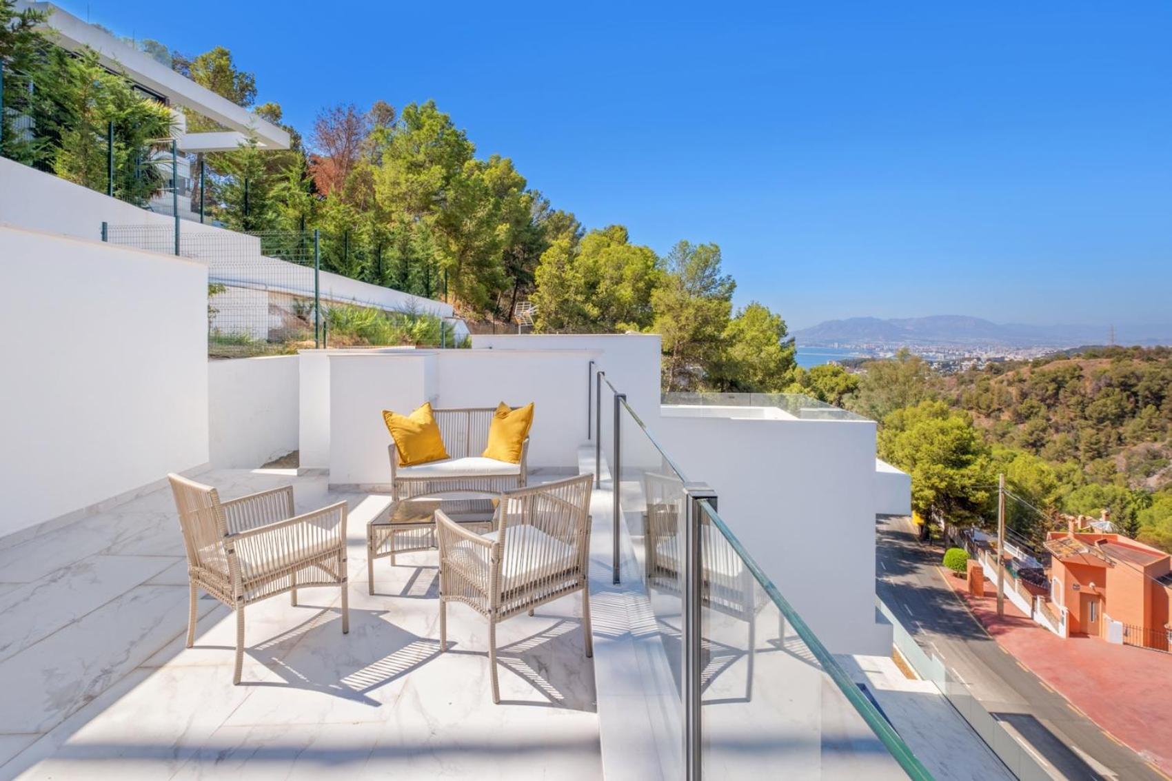 Villas Pinares De San Anton - Sea, City, Mountain, Views Malaga Exterior photo